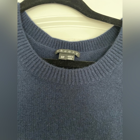 Theory sweater dress size S - Picture 3 of 3